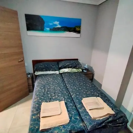 Goleta Апартаменты *